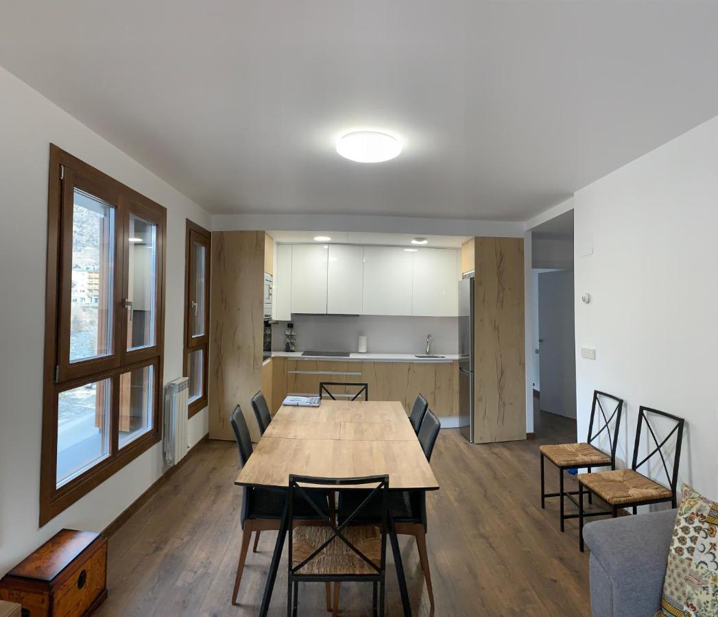 Apartament Bpirineos-Sierra De Chia Benasque Zewnętrze zdjęcie