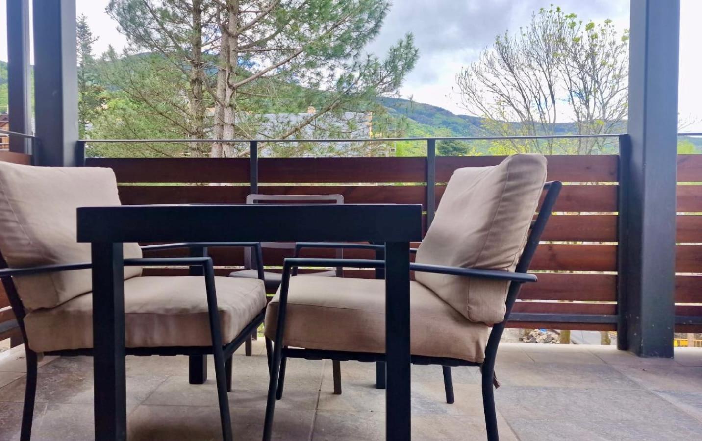 Apartament Bpirineos-Sierra De Chia Benasque Zewnętrze zdjęcie
